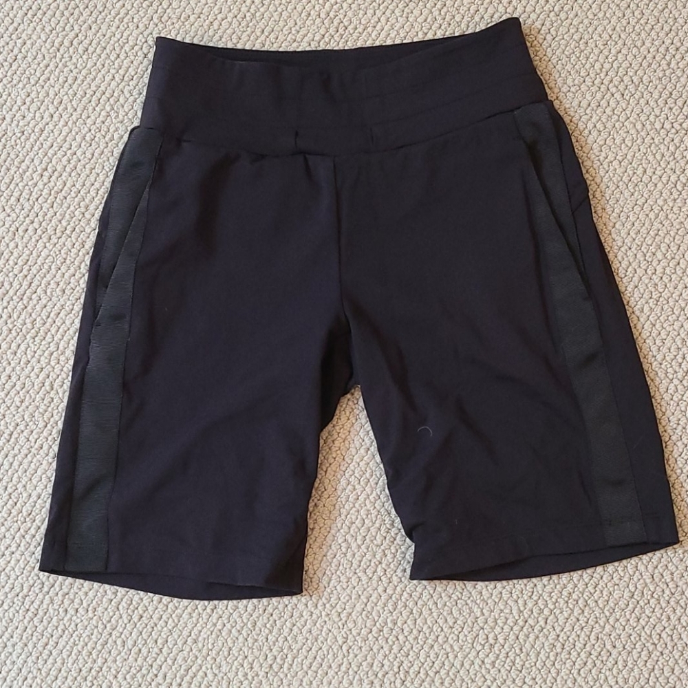 Athleta black shorts